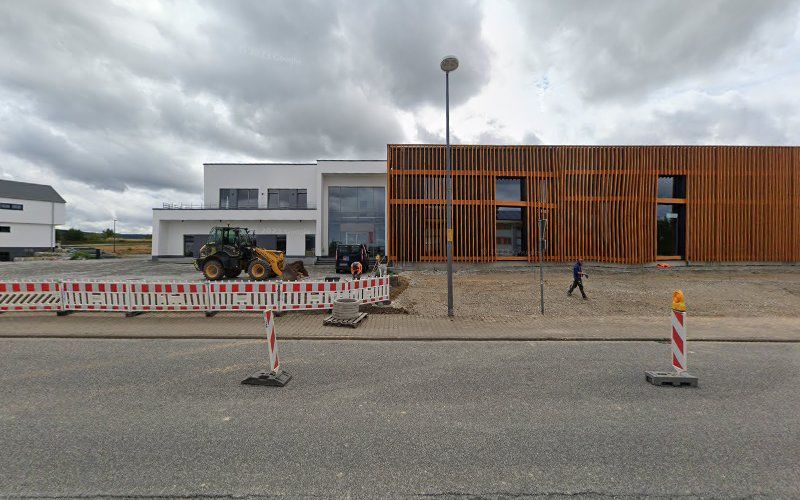 Negocio Dfh Leistungs- Und Innovationszentrum (Liz)
